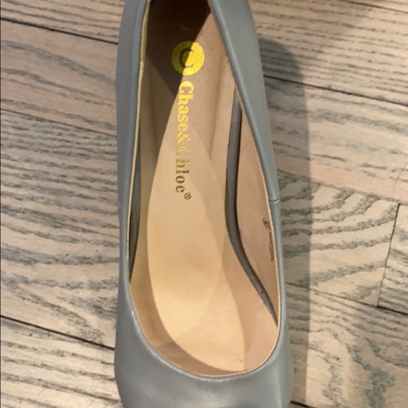 Modcloth Gray Heels - Picture 3 of 10